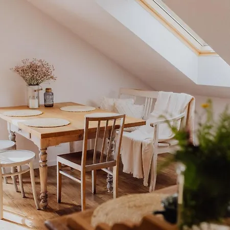 مزرعة للإقامة Dom Na Lace