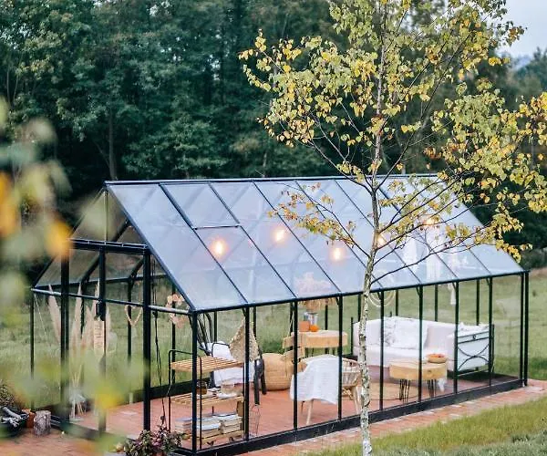 مزرعة للإقامة Dom Na Lace